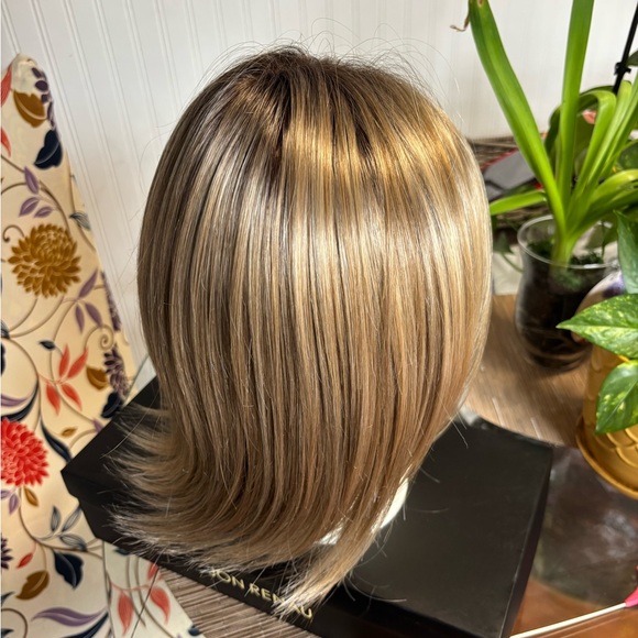 Jon Renau brand newShaded praline wig in style Cameron Lite 12FS8 - Picture 5 of 16
